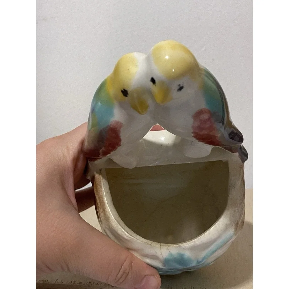 LOVE BIRD PERCHED PARROTS CERAMIC GLAZED WALL POCKET PLANTER VINTAGE